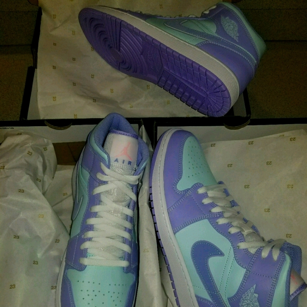 Nike Air Jordan 1 Purple-Aqua Basketball Sneakers